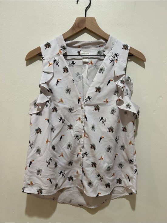 Tops - White Ruffled Sleeveless Jungle Blouse Top - Women’s 6